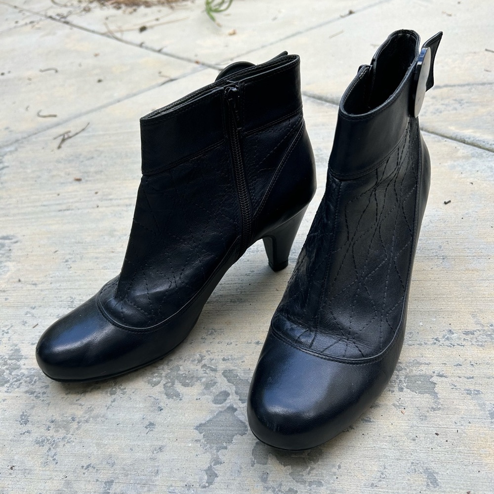 Vince Camuto leather booties